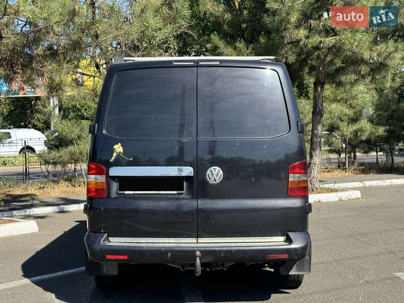 Вантажний фургон Volkswagen Transporter 2007 в Одесі