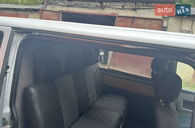 Минивэн Volkswagen Transporter 2005 в 