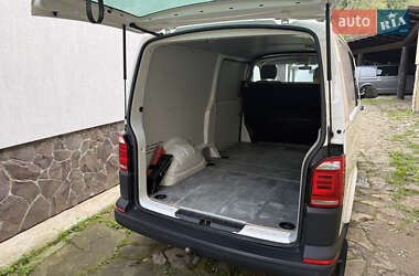 Грузовой фургон Volkswagen Transporter 2015 в 