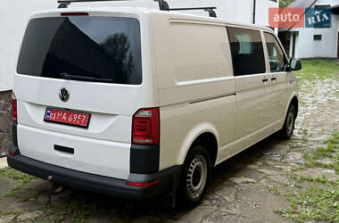 Грузовой фургон Volkswagen Transporter 2015 в 