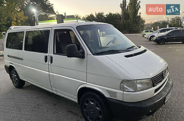 Минивэн Volkswagen Transporter 2000 в 