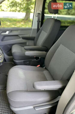 Минивэн Volkswagen Transporter 2020 в 
