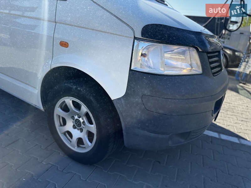 Минивэн Volkswagen Transporter 2005 в Луцке