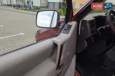 Минивэн Volkswagen Transporter 2001 в 