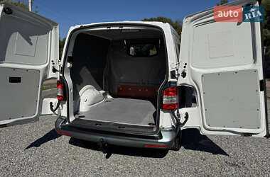 Минивэн Volkswagen Transporter 2014 в 