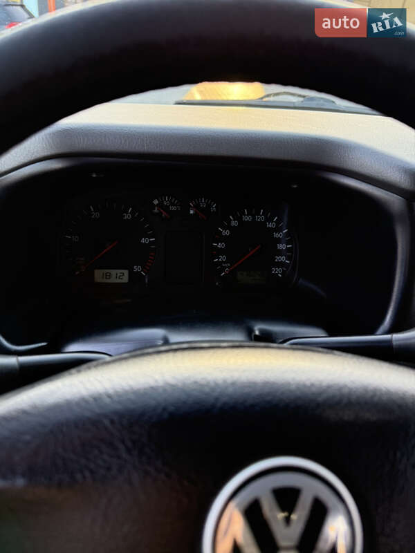 Минивэн Volkswagen Transporter 2001 в Виннице