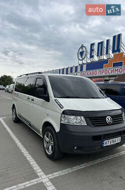 Минивэн Volkswagen Transporter 2004 в Косове