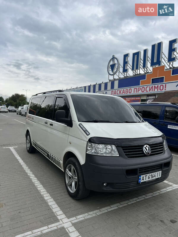 Минивэн Volkswagen Transporter 2004 в 