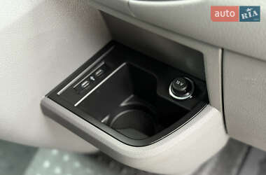 Грузовой фургон Volkswagen Transporter 2021 в 