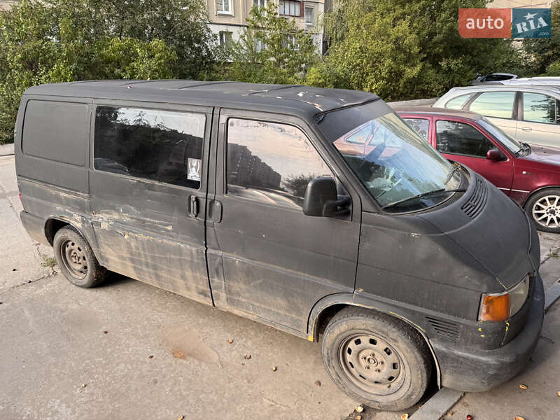 Грузопассажирский фургон Volkswagen Transporter 1997 в Песочине