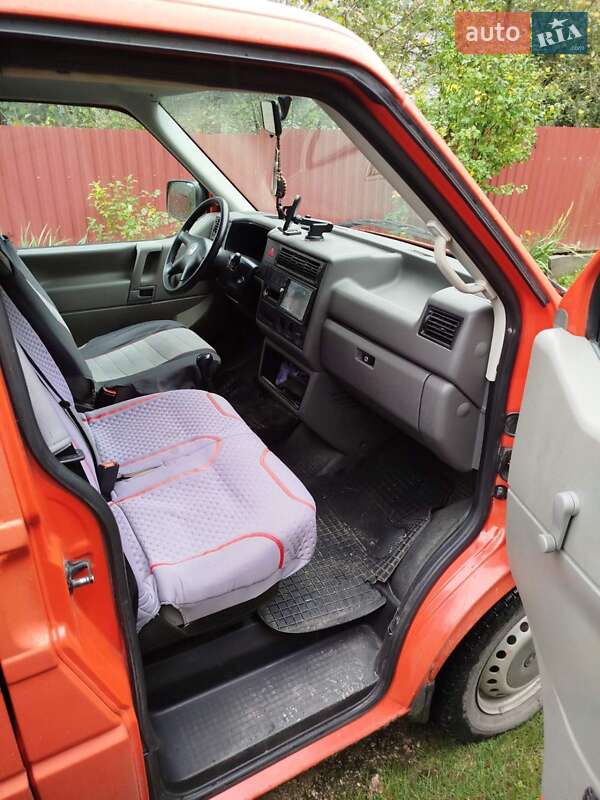 Минивэн Volkswagen Transporter 2001 в Бродах