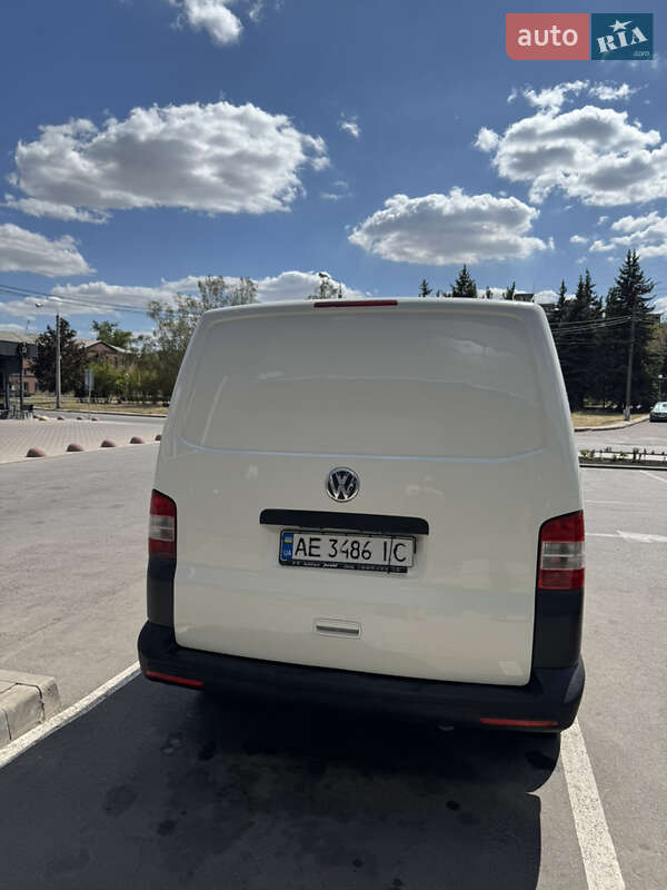 Грузовой фургон Volkswagen Transporter 2014 в Кривом Роге