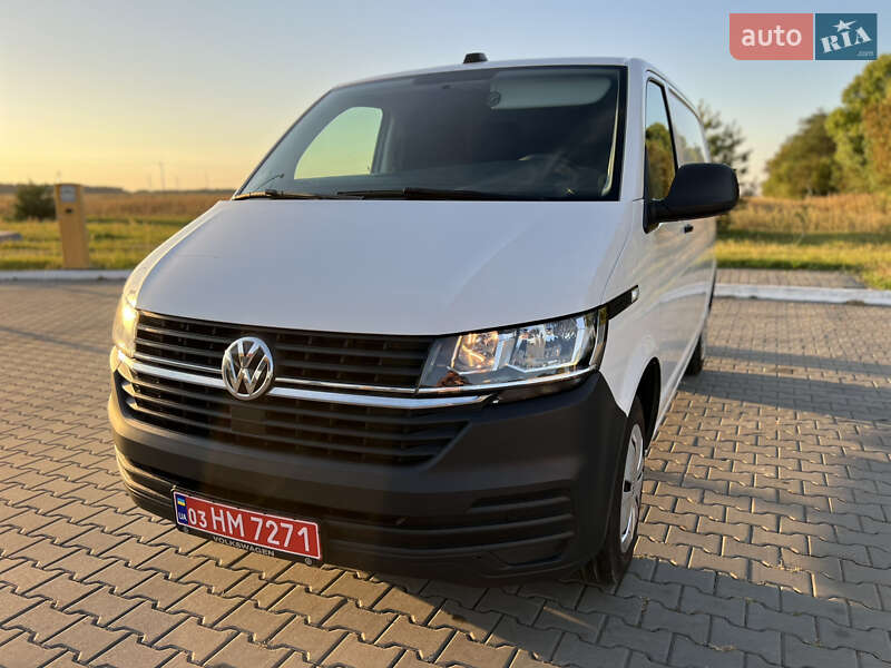 Грузовой фургон Volkswagen Transporter 2022 в Луцке