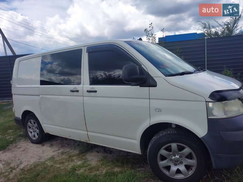 Минивэн Volkswagen Transporter 2004 в Киеве