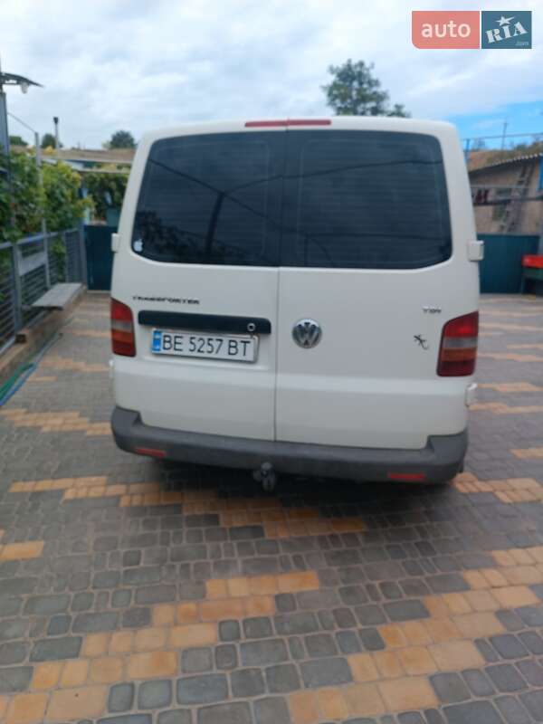 Минивэн Volkswagen Transporter 2006 в Березнеговатом