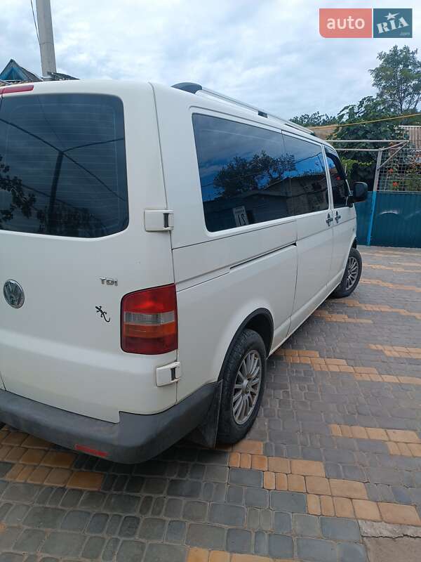 Минивэн Volkswagen Transporter 2006 в Березнеговатом
