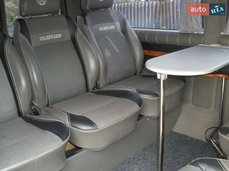 Минивэн Volkswagen Transporter 2006 в Березнеговатом