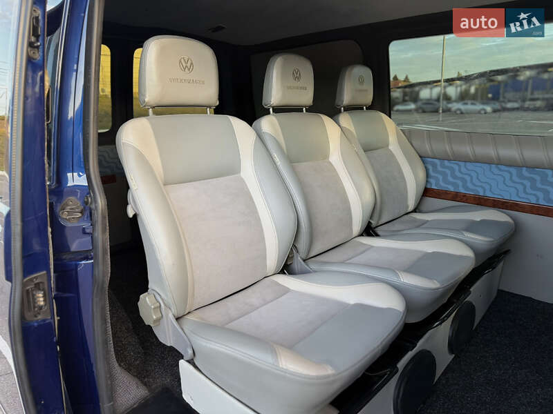 Минивэн Volkswagen Transporter 2005 в Виннице