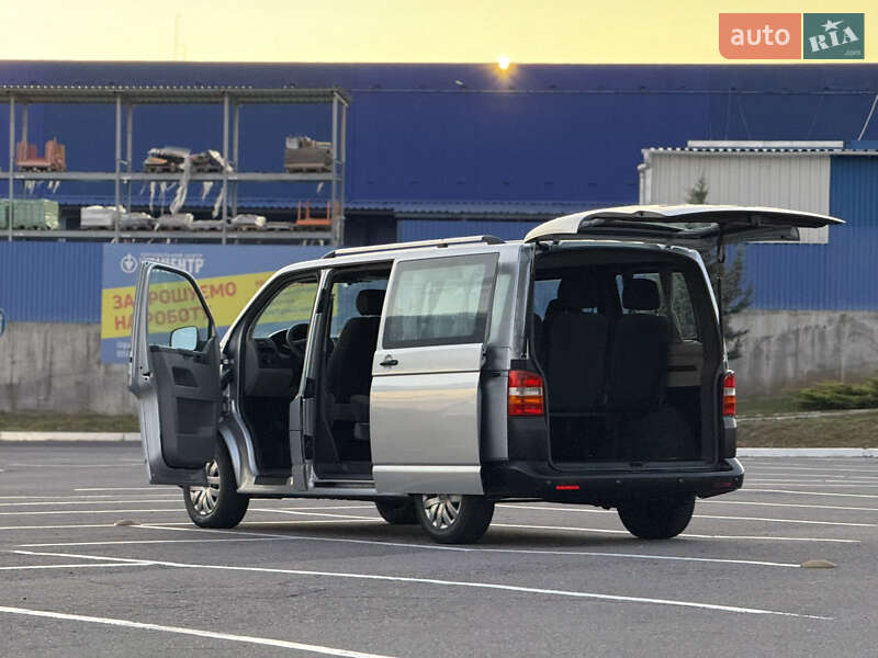 Минивэн Volkswagen Transporter 2008 в Виннице