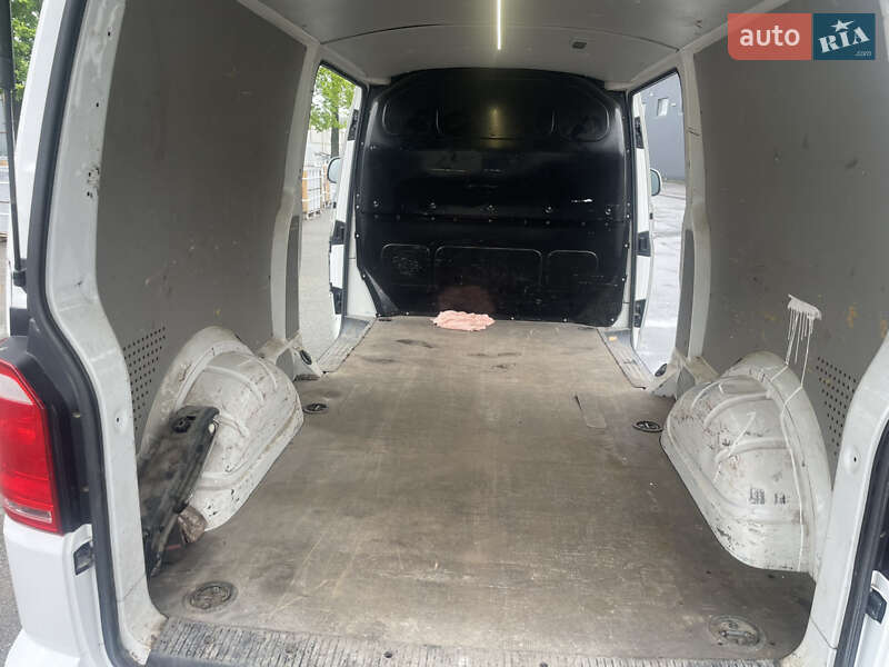 Грузовой фургон Volkswagen Transporter 2017 в Житомире