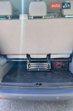 Минивэн Volkswagen Transporter 2011 в 