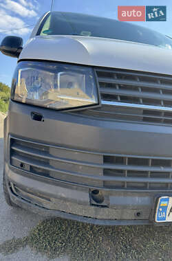 Грузовой фургон Volkswagen Transporter 2015 в 
