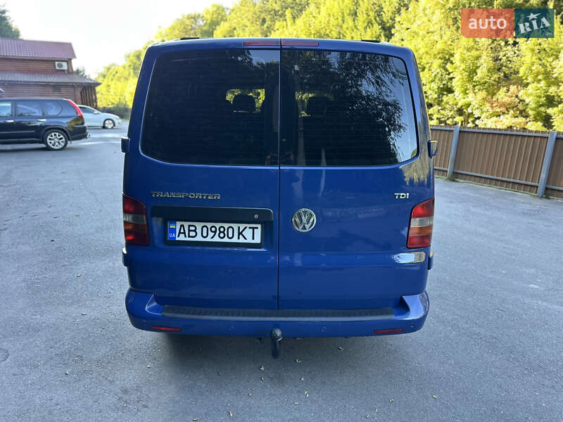 Минивэн Volkswagen Transporter 2005 в Виннице