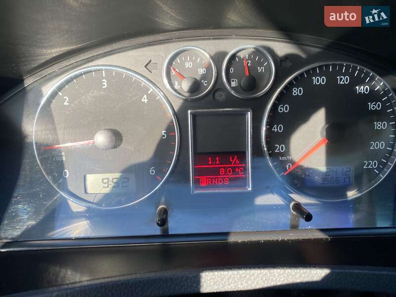 Минивэн Volkswagen Transporter 2009 в Житомире