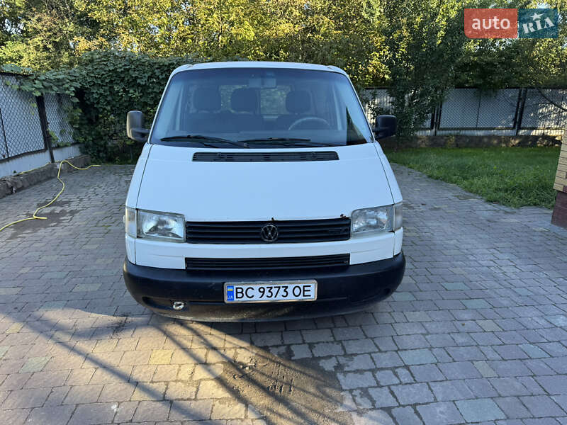 Минивэн Volkswagen Transporter 2002 в Львове
