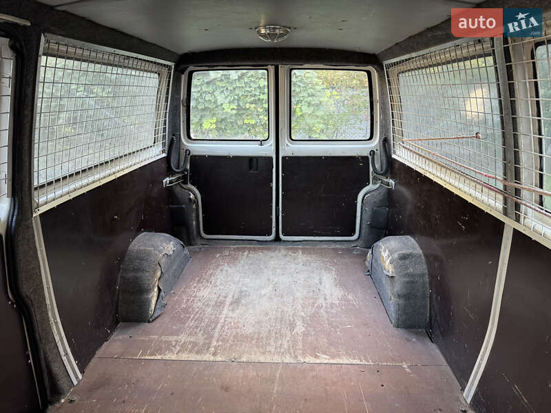 Минивэн Volkswagen Transporter 2002 в Львове