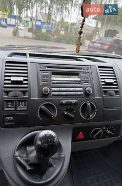 Минивэн Volkswagen Transporter 2006 в 