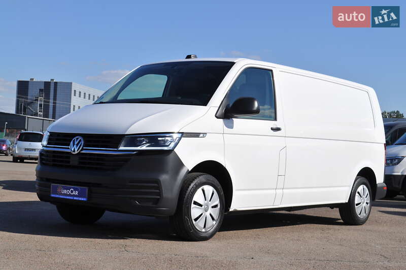 Грузовой фургон Volkswagen Transporter 2021 в 