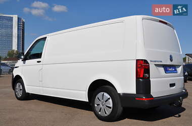 Грузовой фургон Volkswagen Transporter 2021 в 