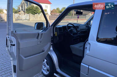 Минивэн Volkswagen Transporter 2002 в 