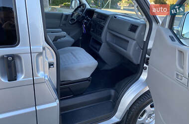 Минивэн Volkswagen Transporter 2002 в 