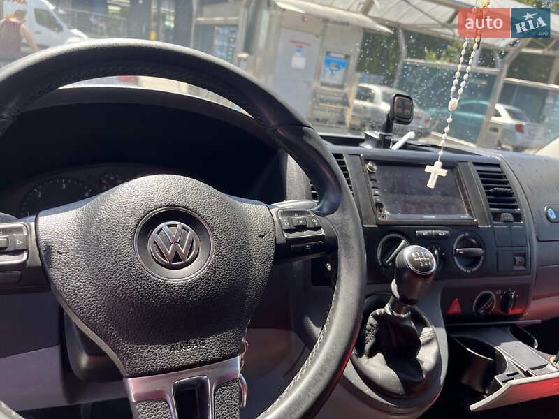 Минивэн Volkswagen Transporter 2007 в Киеве