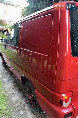 Минивэн Volkswagen Transporter 2001 в 