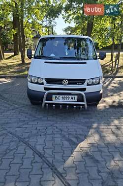 Минивэн Volkswagen Transporter 2000 в 