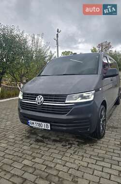 Минивэн Volkswagen Transporter 2020 в 