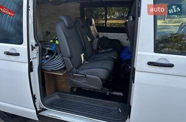 Минивэн Volkswagen Transporter 2016 в 