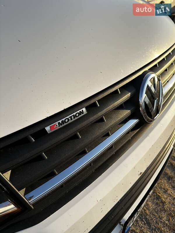 Минивэн Volkswagen Transporter 2016 в Николаеве