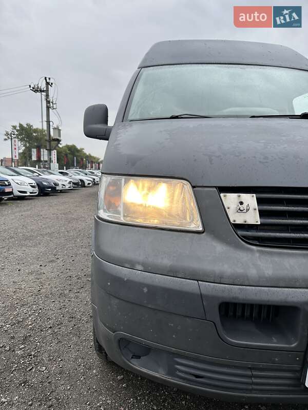 Минивэн Volkswagen Transporter 2006 в Белогородке