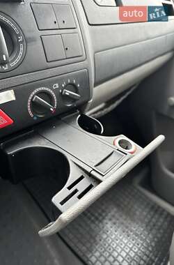 Минивэн Volkswagen Transporter 2006 в 