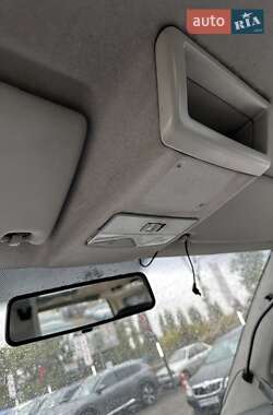 Минивэн Volkswagen Transporter 2006 в 