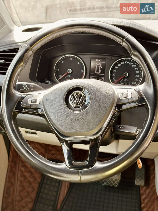 Минивэн Volkswagen Transporter 2018 в Лозовой