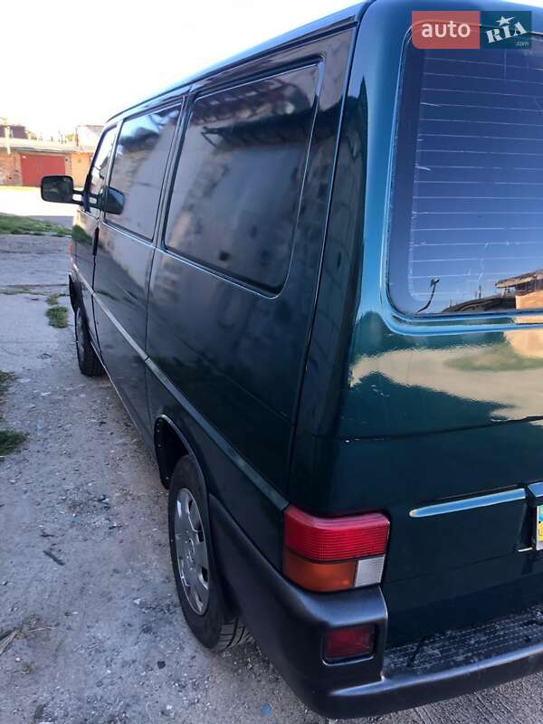 Грузовой фургон Volkswagen Transporter 1996 в Обухове
