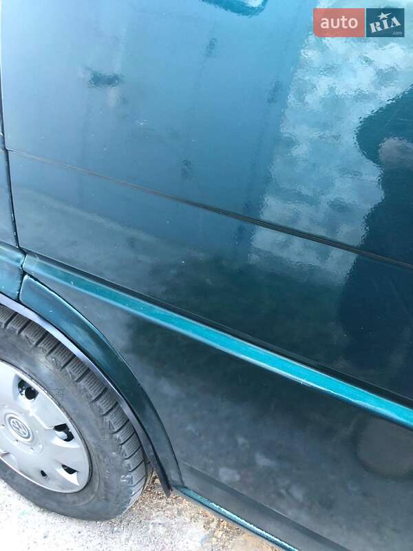 Грузовой фургон Volkswagen Transporter 1996 в Обухове