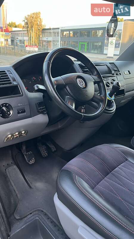 Минивэн Volkswagen Transporter 2008 в Николаеве