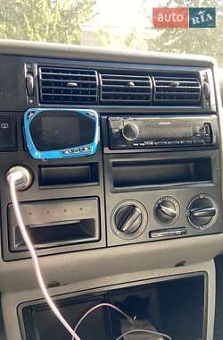 Другие грузовики Volkswagen Transporter 2002 в 
