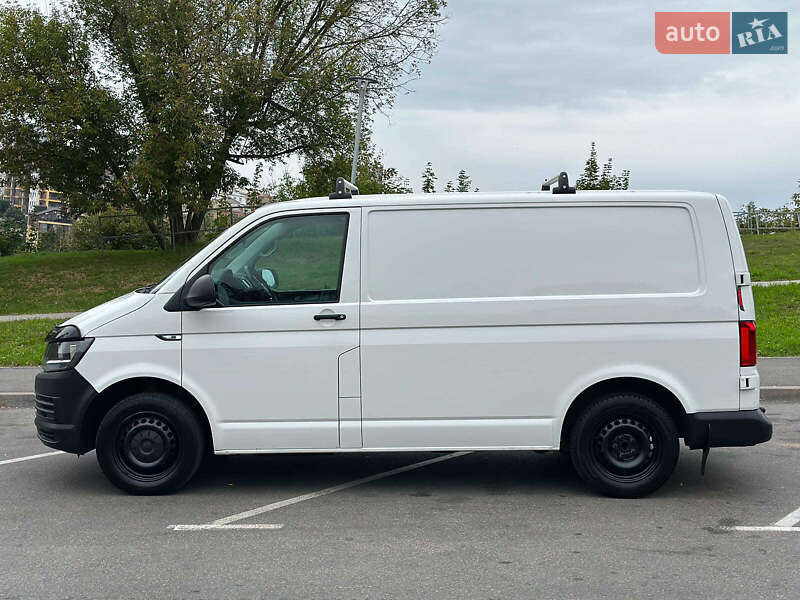 Грузовой фургон Volkswagen Transporter 2016 в Виннице